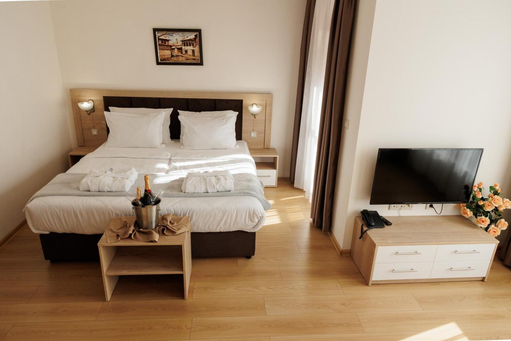Green Wood Hotel & Spa Банско Экстерьер фото