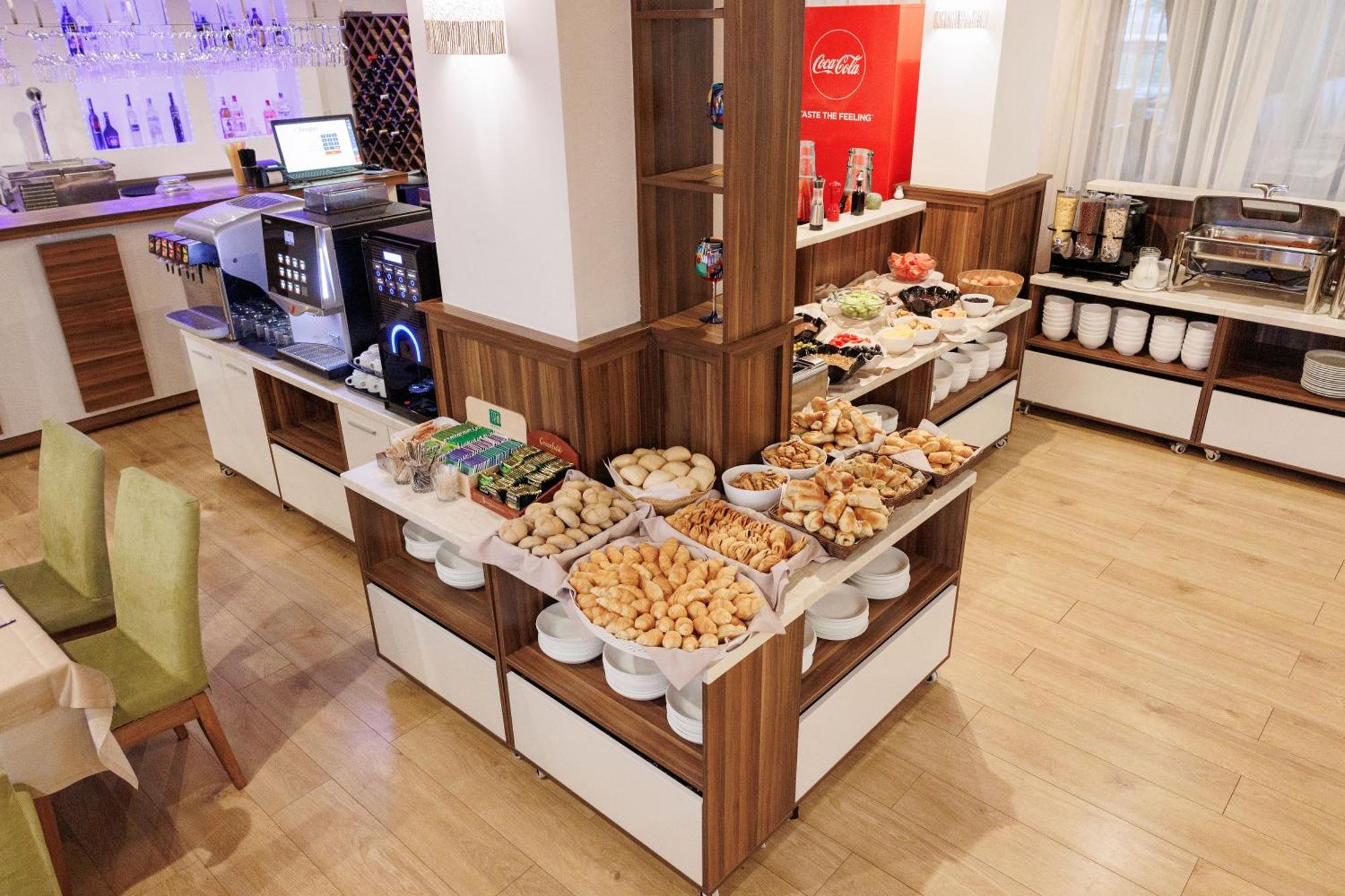 Green Wood Hotel & Spa Банско Экстерьер фото