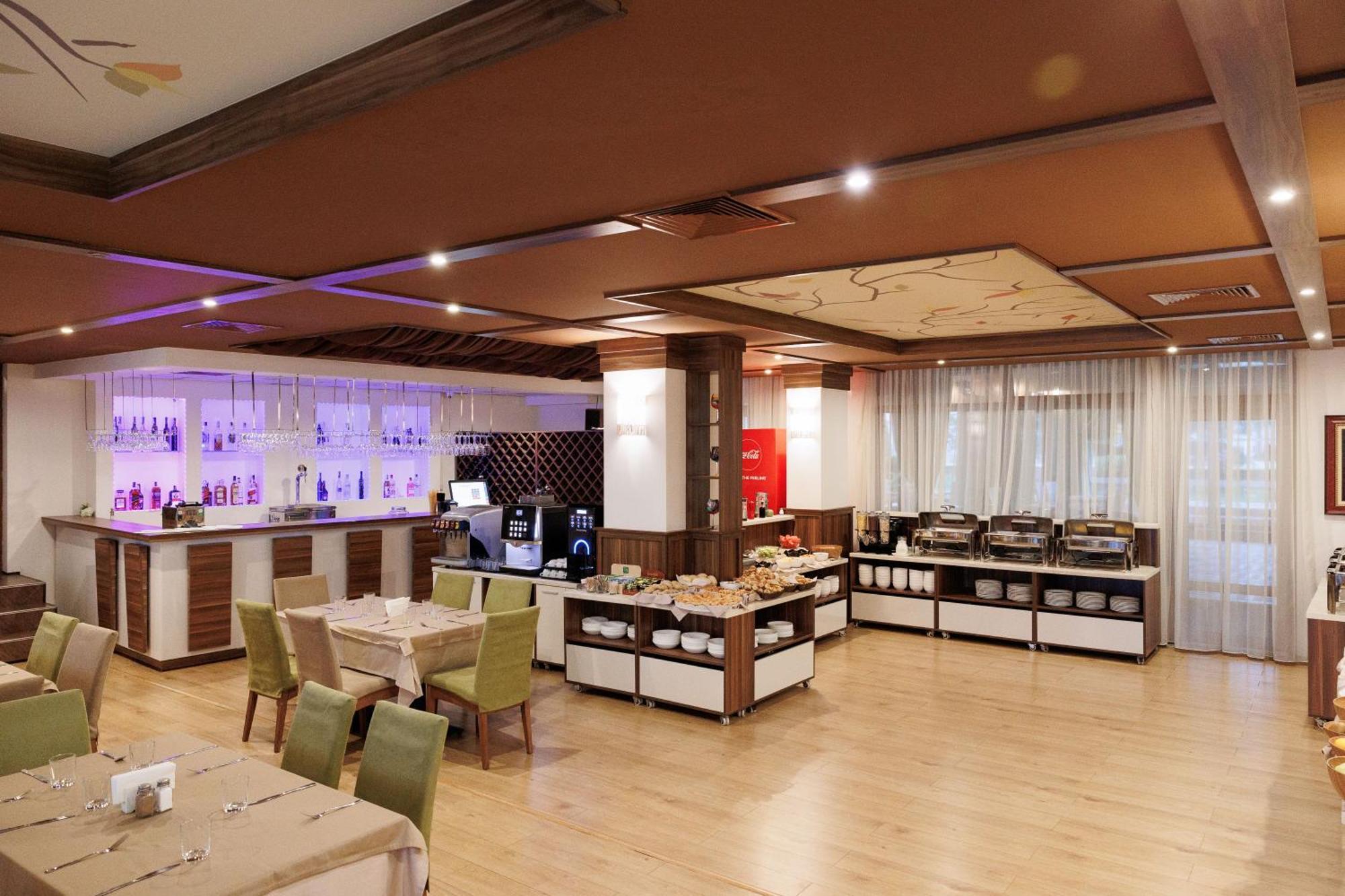 Green Wood Hotel & Spa Банско Экстерьер фото